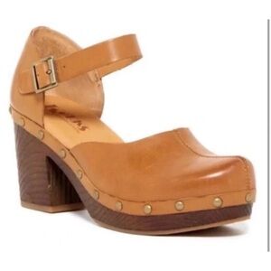 Kork Ease Mary Jane Tan Leather Clogs Sz 9.5 Wood Heel Festival Boho Comfort